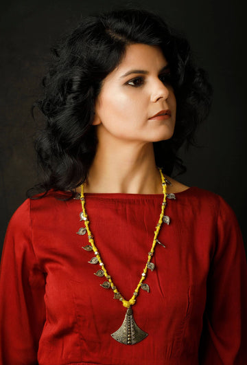 Dhokra-Inspired Yellow Thread Paisley Necklace